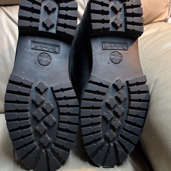 Timberland Men's Dark Leather Boots - Picture 3 of 5